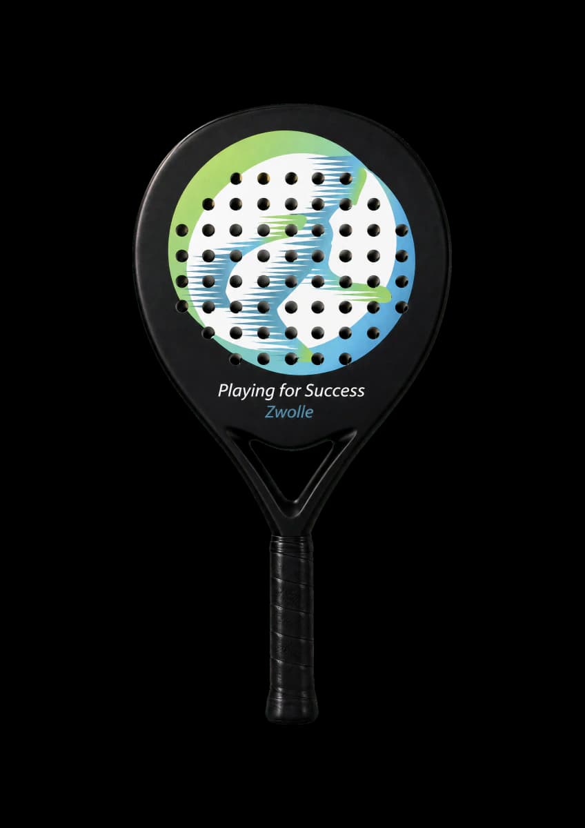 Custom padel racket: Playing for Success